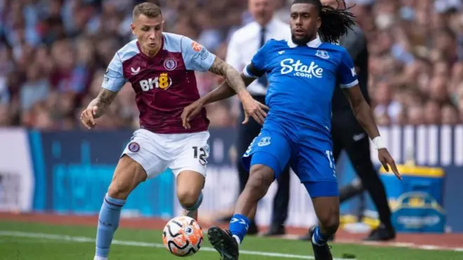 Fulham agree deal for Iwobi