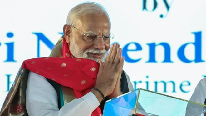 छत्रपति शिवाजी की प्रतिमा गिरने की घटना पर पीएम मोदी ने माफ़ी मांगी है