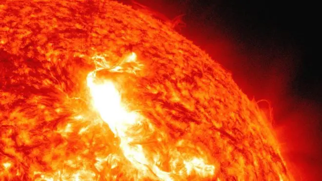 အာကာသထဲမှာ ထားမယ့် ဆိုလာပြားက နေစွမ်းအင်တွေ အများကြီးပိုပြီး စုပ်ယူနိုင်မယ်လို့ ဆိုပါတယ်။ 