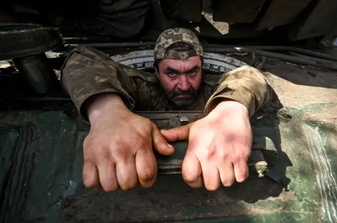 युक्रेन रशियातल्या प्रदेशांवर हल्ले करण्याची तयारी करतोय का?