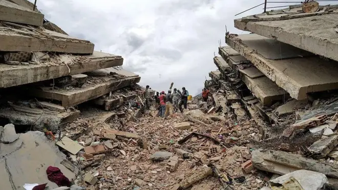 Ewumewu bibiri n'ala ọmajiji Venezuela