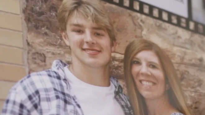 조던 드메이와 그의 어머니