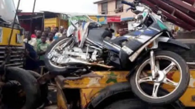 Ìjàm̀bá ọkọ̀ tirela àti ọkada