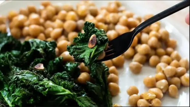 Kaabashka, ama kaabajka curly, waa il heer sare ah oo fitamiino ah.