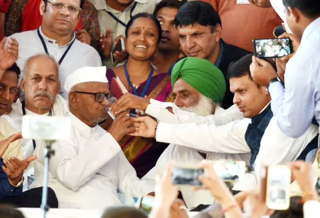 ਅੰਨਾ ਹਜ਼ਾਰੇ ਤੇ ਜਗਜੀਤ ਸਿੰਘ ਡੱਲੇਵਾਲ