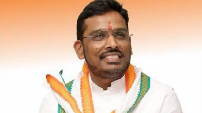 అక్షయ్ కాంతి బమ్ ఫోటో 