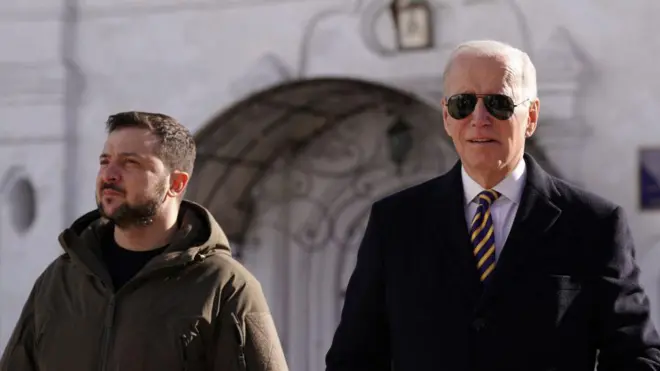 Zekenskiy ve Biden