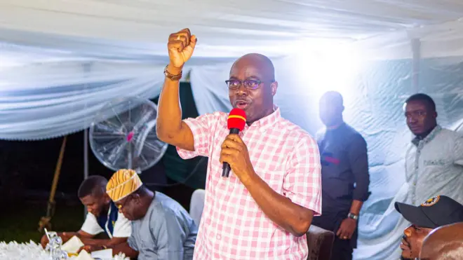 Aworan GominA Seyi Makinde 