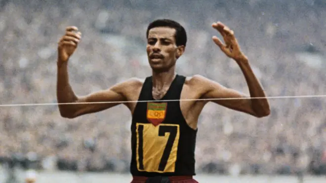 Atileet Abbabaan bara 1960 miila qullaan fiige yeroo injifatu