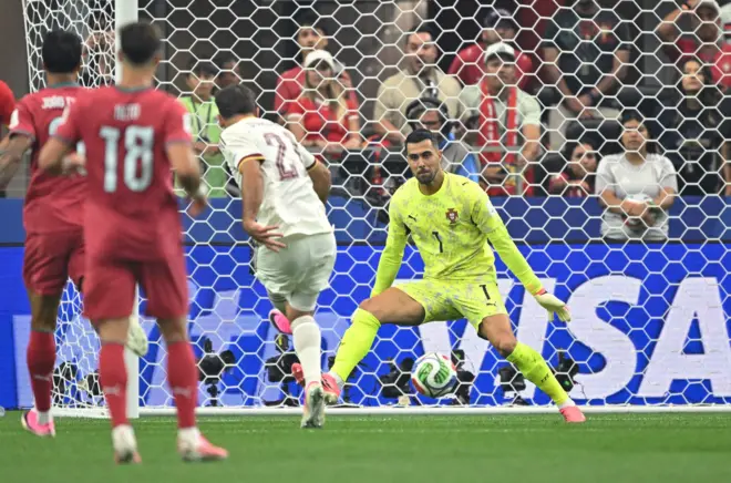 جانب من مواجهة إسبانيا مع البرتغال
