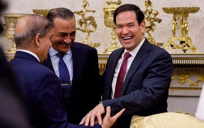 पाकिस्तान के पीएम शहबाज़ शरीफ़ और अमेरिकी विदेश मंत्री मार्को रुबियो