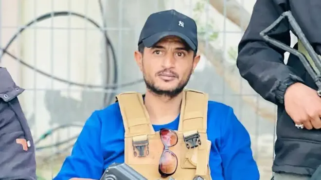 صورة لياسر أبو شباب، قائد "القوات الشعبية" المعارضة لحماس في قطاع غزة