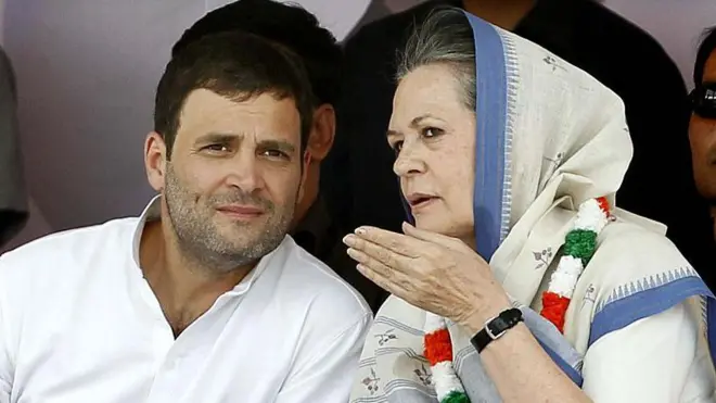 राहुल गांधी, सोनिया गांधी