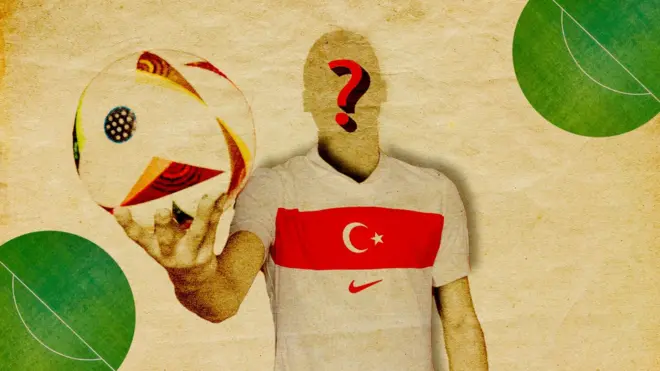 Elinde futbol topu tutan bir Türk milli takım futbolcusunun kafası karartılmış ve yüzünün yerinde bir soru işareti yer alıyor