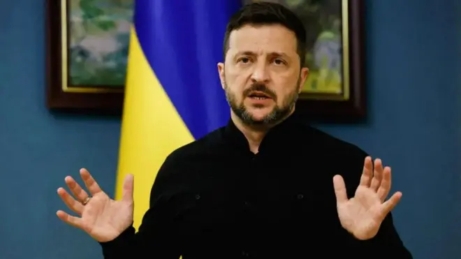 Zelensky yamye yiyamiriza ivyo Ukraine isabwa vyo guheba ubutaka bwayo