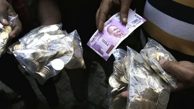 اس قدم سے سماج کا تقریبا ہر طبقہ متاثر ہوا ہے اور کاربار تقریبا رک سا گيا ہے