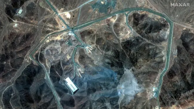 Foto satelit memperlihatkan fasilitas nuklir Fordo di Iran pada 22 Juni.