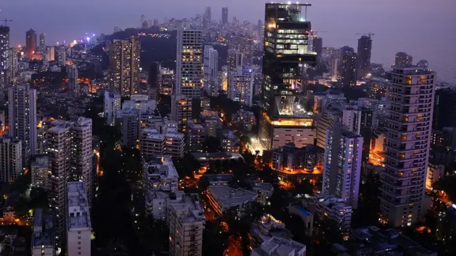 मुकेश अंबानी