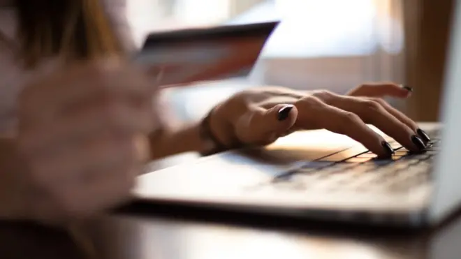 Antes de comprar algo que parezca una ganga, infórmate bien sobre quién te lo está vendiendo.