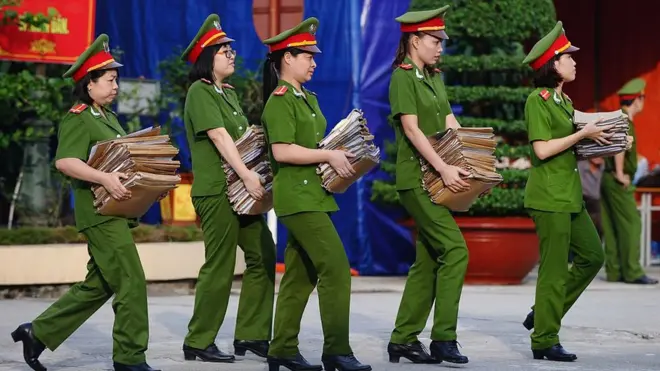 Bộ máy cơ cấu Bộ Công an quá cồng kềnh?
