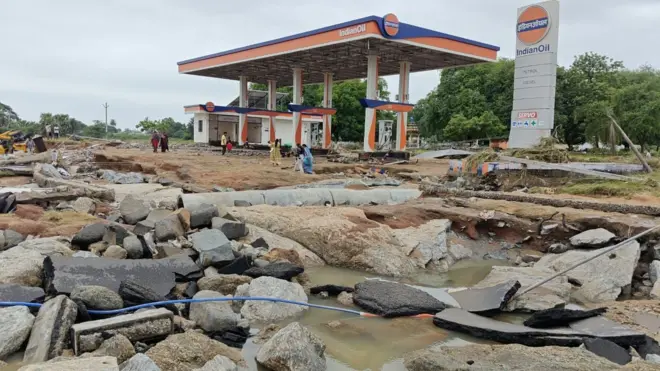 తెలుగు రాష్ట్రాల్లో వరద విలయం