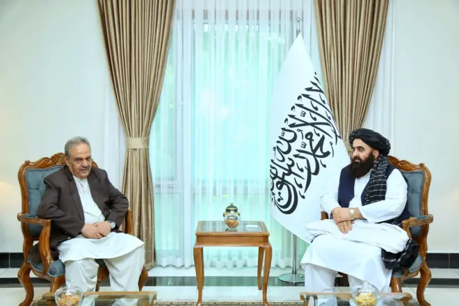 اصف درانی او امیر خان متقي