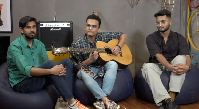 بینڈ خود غرض