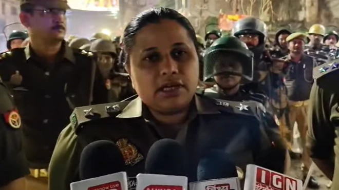 मिर्ज़ापुर की एसपी अपर्णा रजत कौशिक
