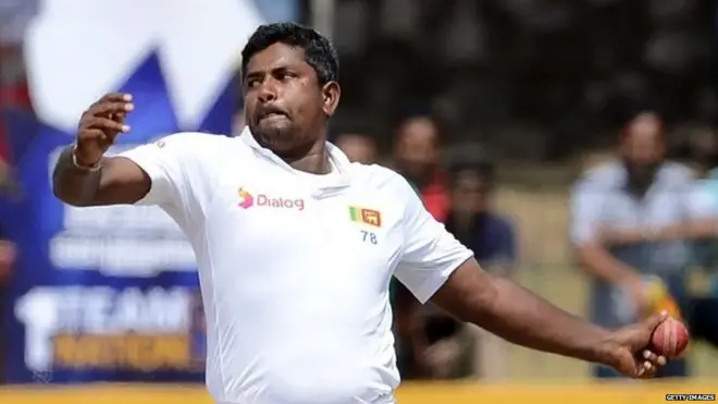 රංගන හේරත් සිය ක්‍රීඩා දිවිය තුල ඉහලම ලකුණු සංඛ්‍යාව වන ලකුණු 867 ක් රැස් කරගෙන සිටියි