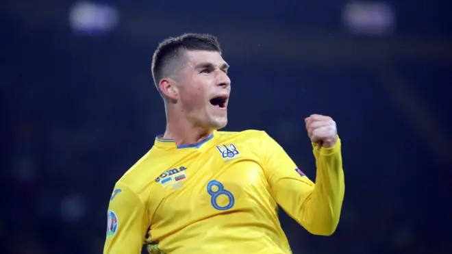 Руслан Малиновський