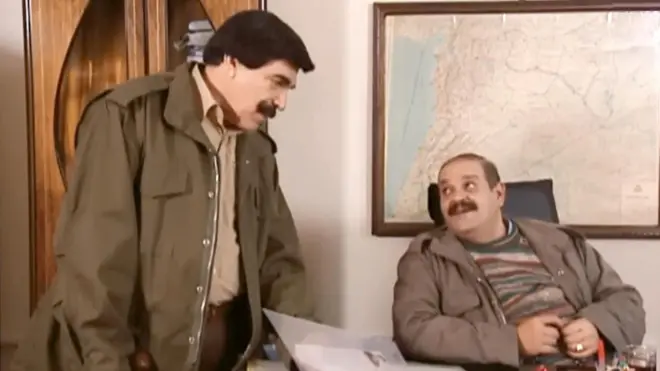 الممثلان حسن دكاك وياسر العظمة في حلقة "الفزاعة" من مسلسل مرايا