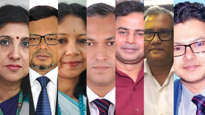 (বা থেকে) অধ্যাপক সাদেকা হালিম, শফিকুল ইসলাম, আফরোজা শেলী, আব্দুল মুহিত, রফিকুল ইসলাম, আবু সারা শামসুর রউফ ও মোহাম্মদ বাহাউদ্দিন