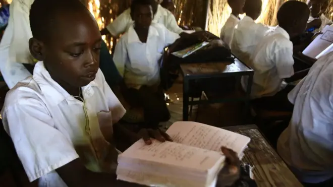 السودان: شح متكرر في مستلزمات التعليم