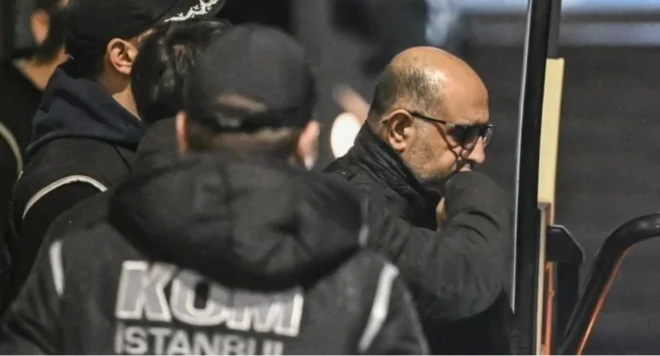 Etkin pişmanlıktan yararlanan Aziz İhsan Aktaş tutuksuz yargılanıyor.