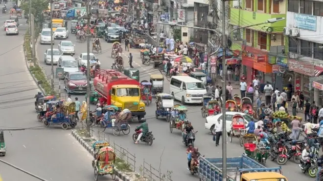 ঢাকার পল্টন এলাকার সড়কের চিত্র