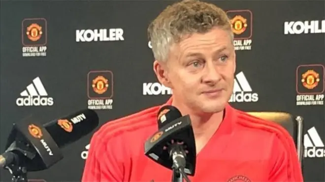 Ole Gunnar Solskjaer trong buổi họp báo chính thức đầu tiên ngày hôm nay (21/12)