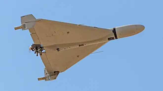 Diyaarad nooca aan duuliyaha lahayn ee Iran ee Shahed-136 oo hawa ku jirta