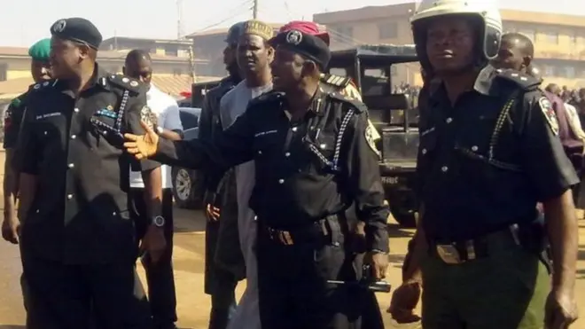 Ndị uweojii na ndị agha Naịjirịa nọ na Benue na Taraba maka nsogbu a na-ebo ndị ọchụehi