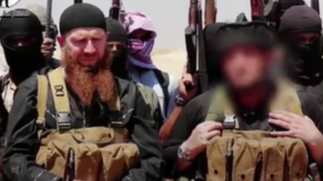 قاد عمر الشيشاني كتيبة شيشانية في الشمال قبل الالتحاق بالدولة الاسلامية