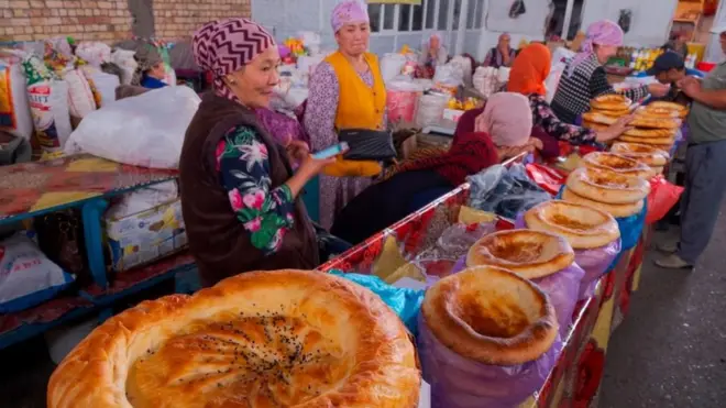 Кыргызстанда өткөн жылдан тарта азык-түлүк кескин кымбаттады