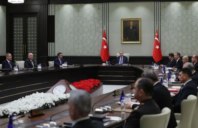 Cumhurbaşkanı Erdoğan MGK'ye başkanlık ederken