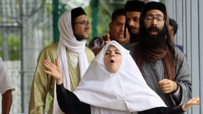 یک زن و چند مرد