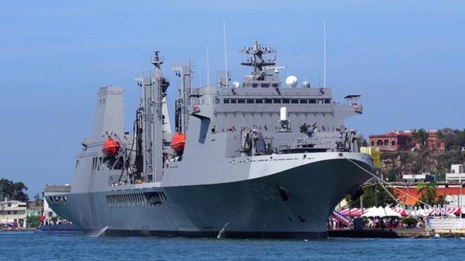 磐石舰是台湾自建的油弹补给舰，据了解美军官员登上这艘军舰的原因与朝鲜半岛的危机无关。