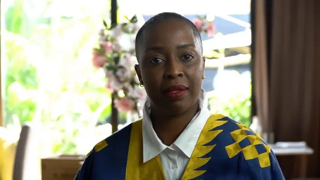 Souadou Niang, femme de ménage, elle devient plus tard directrice d'hôtel