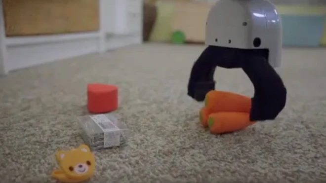 روبوت يرتب الغرف