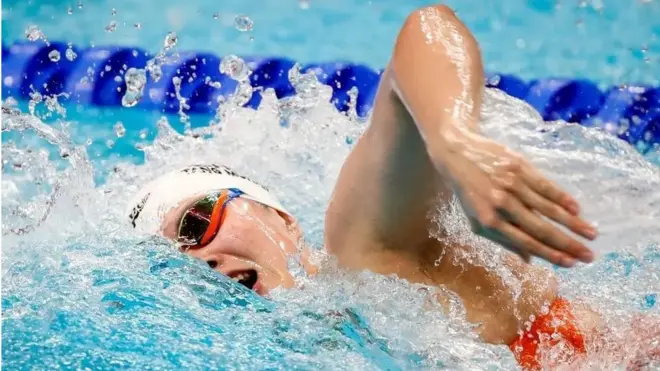 湯慕涵是征戰巴黎奧運會的中國隊31名游泳選手之一。