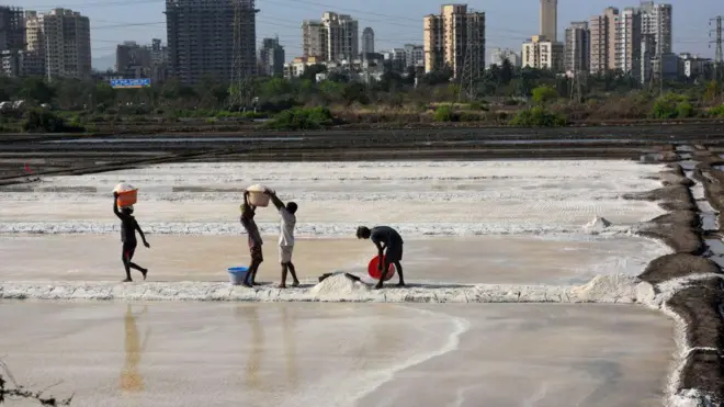 मिठागरे