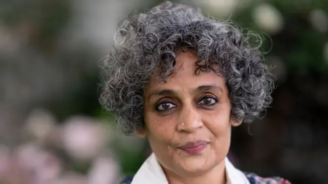 अरुंधति रॉय