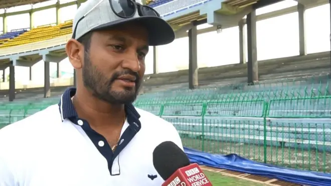 දිමුත් කරුණාරත්න