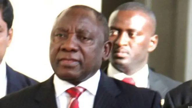 Le nouveau président sud-africain fait de la lutte contre la "capture de l'Etat" et les "problèmes de corruption" sa priorité.